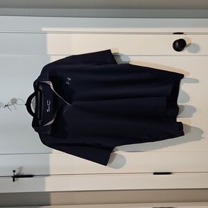 Under armor navy mens shirt size XL